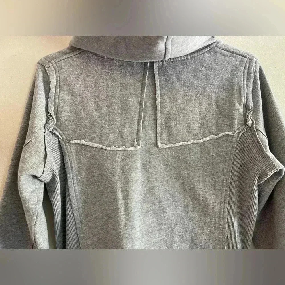 Vintage Free People Gray Zip Up Sweatshirt Size L